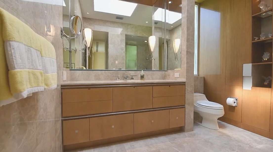 35 Interior Design Photos vs. 936 N Lake Way, Palm Beach, FL Luxury Home Tour