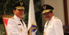 http://okeokeqq.blogspot.com/2017/12/ahok-masuk-deretan-top-100-global-thinkers-2017-okekiu.html