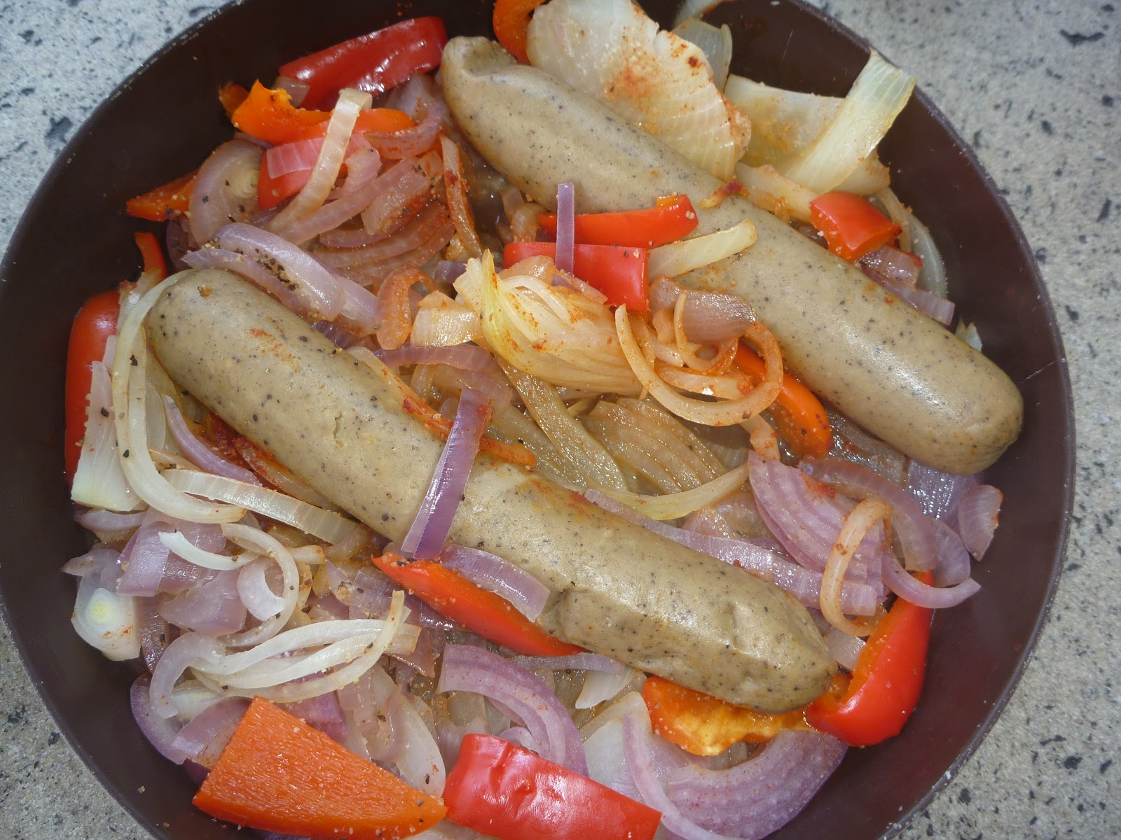 VEGETARIAN FOOD QUEST VEGAN BEER BRATS