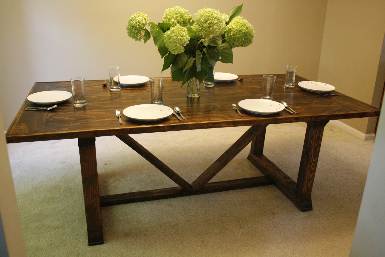 Alex Haralson: DIY Dining Table