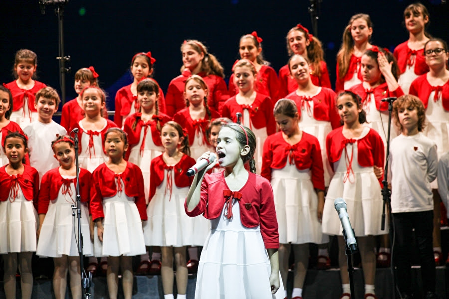 Il Piccolo Coro “Mariele Ventre” dell’Antoniano di Bologna porta in Cina il “made in Italy Il Piccolo Coro “Mariele Ventre” dell’Antoniano di Bologna porta in Cina il “made in Italy