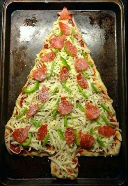Christmas Tree Pizza