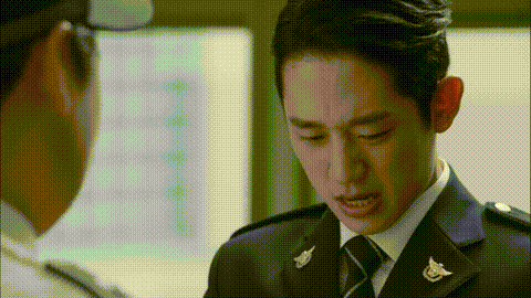 While you were sleeping - Han Woo Tak - Police Officer - Color blind