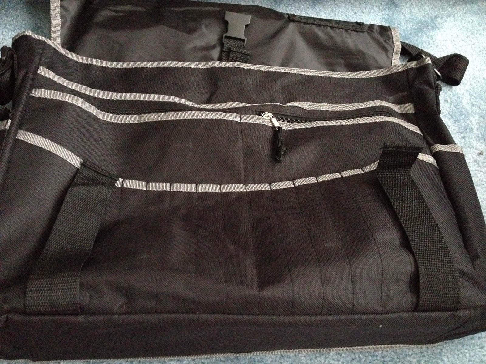 Art Supply Review Creativo Artist's Messenger Bag