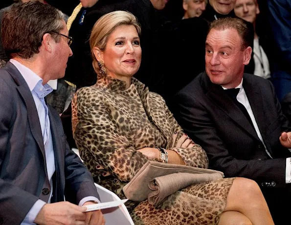 Google Netherlands, Netherlands Qredits Microfinance. Queen Maxima wore Natan Leopard Dress