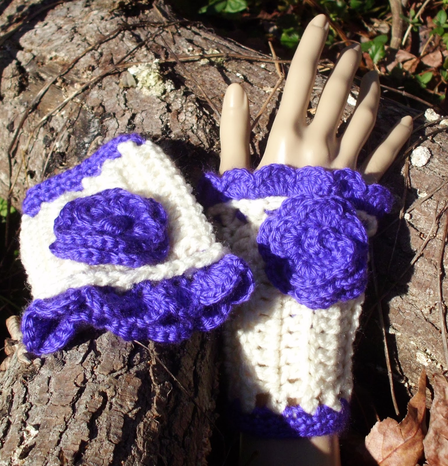 Crochet Wrist Warmers Pattern