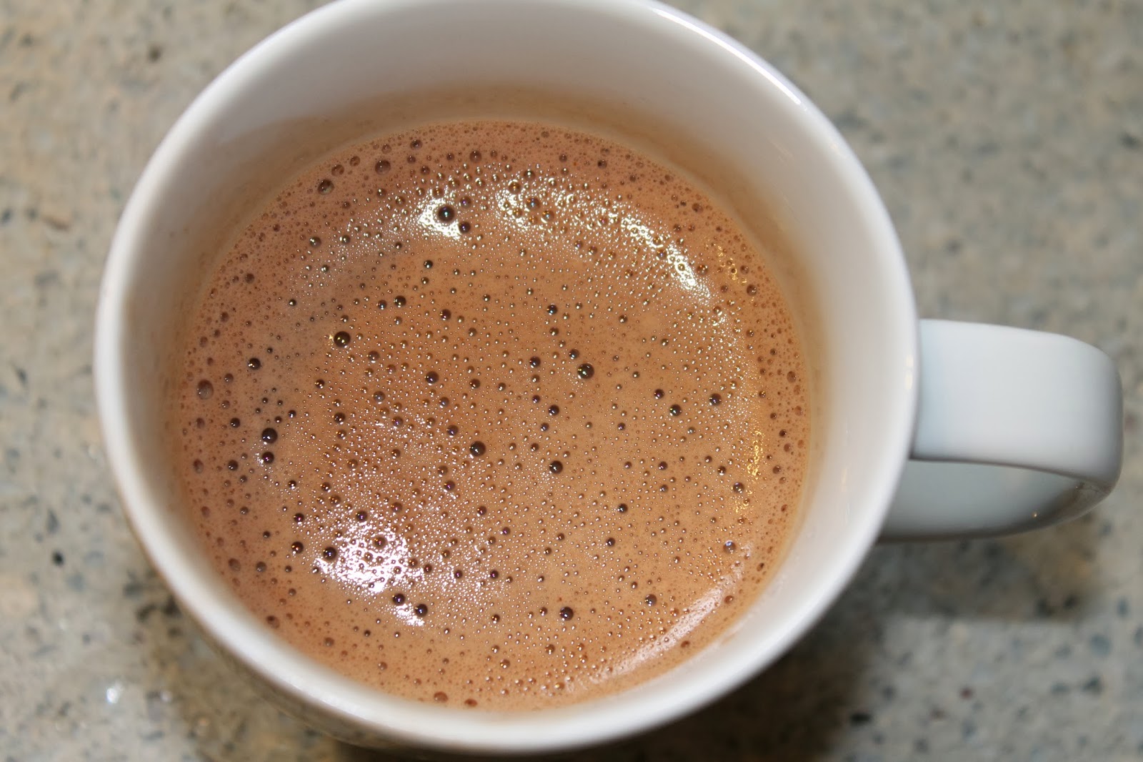 EVERYDAY ALLERGIC Coconut Water Hot Chocolate