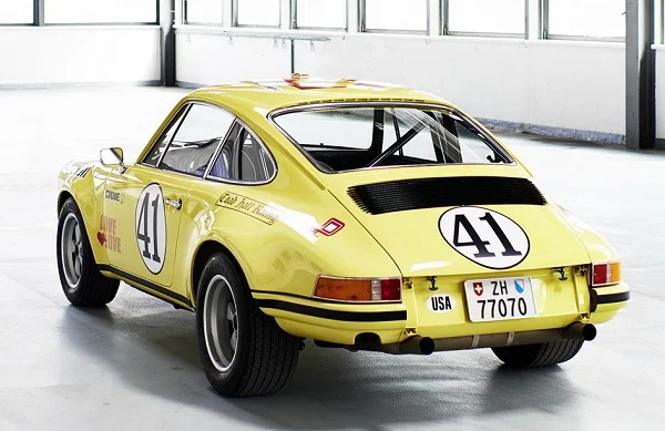 Porsche 911 2.5 S/T restaurado