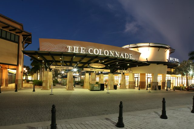 Everybody Loves Miami: Sixth Largest Mall in the US: Sawgrass Mills Mall