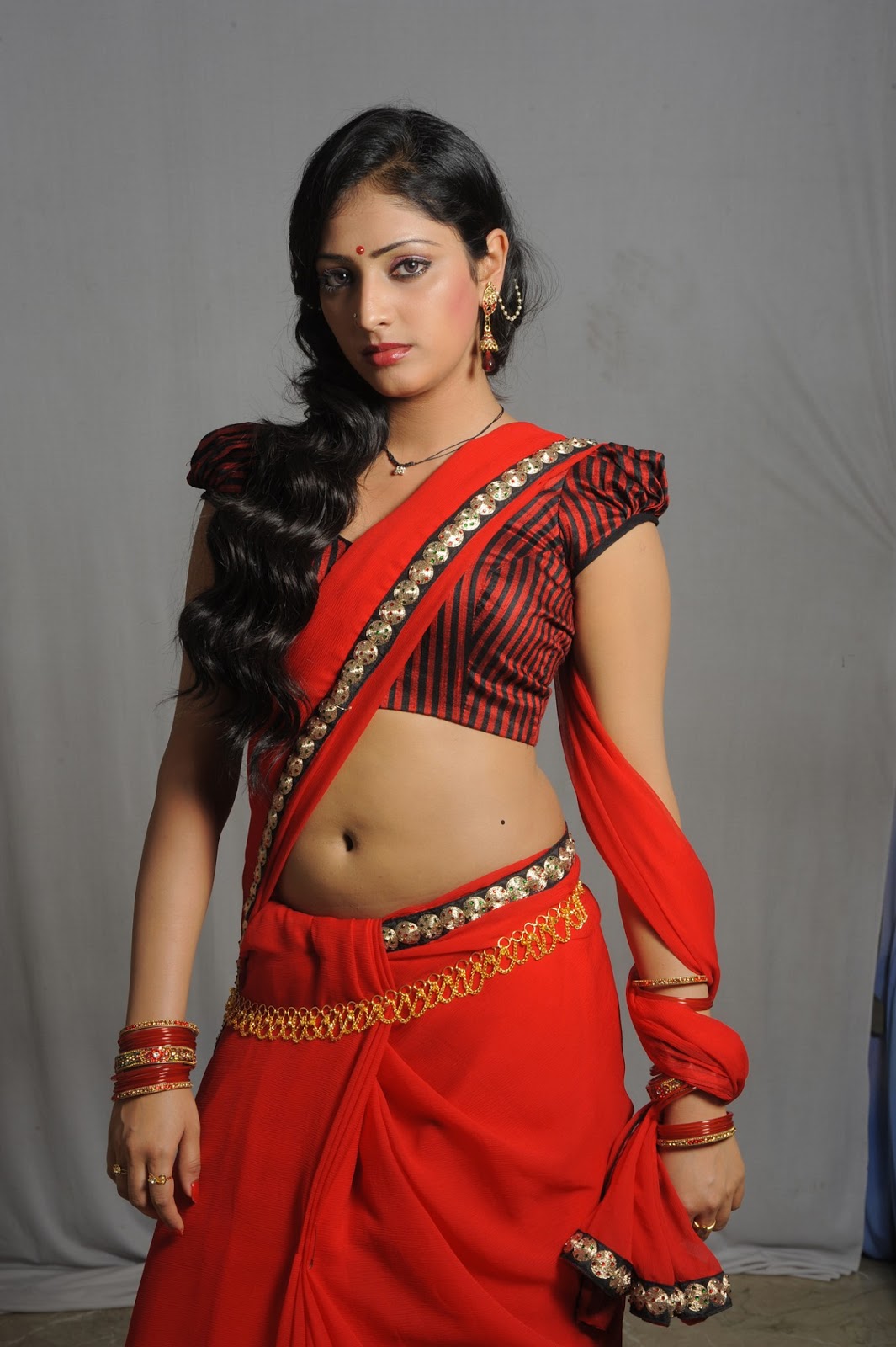 Haripriya Hot Spicy Navel armpit,Actress Haripriya Hot Pics in Atharvanam M...