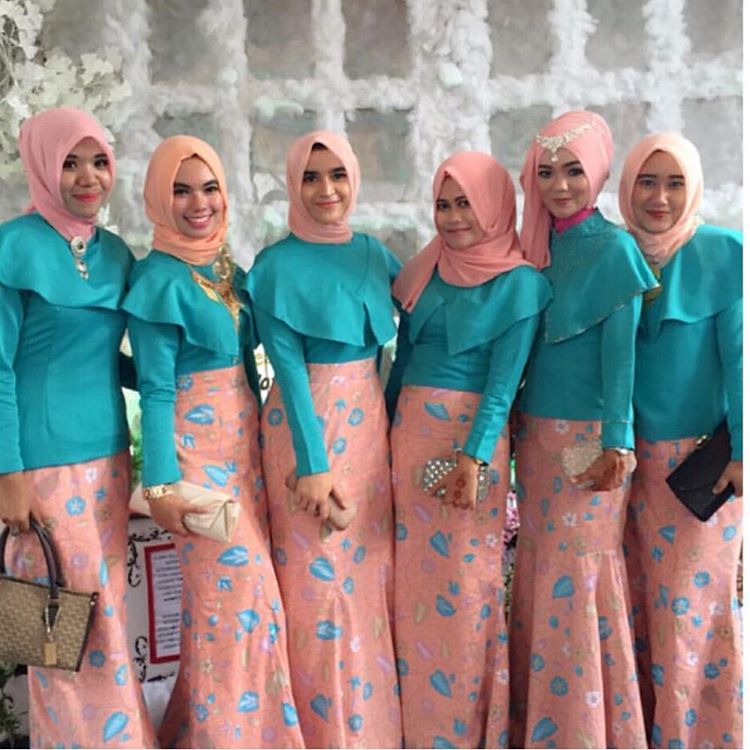 19 model kebaya modern simple untuk remaja masa kini 2018 19 model kebaya modern simple untuk remaja masa kini 2018