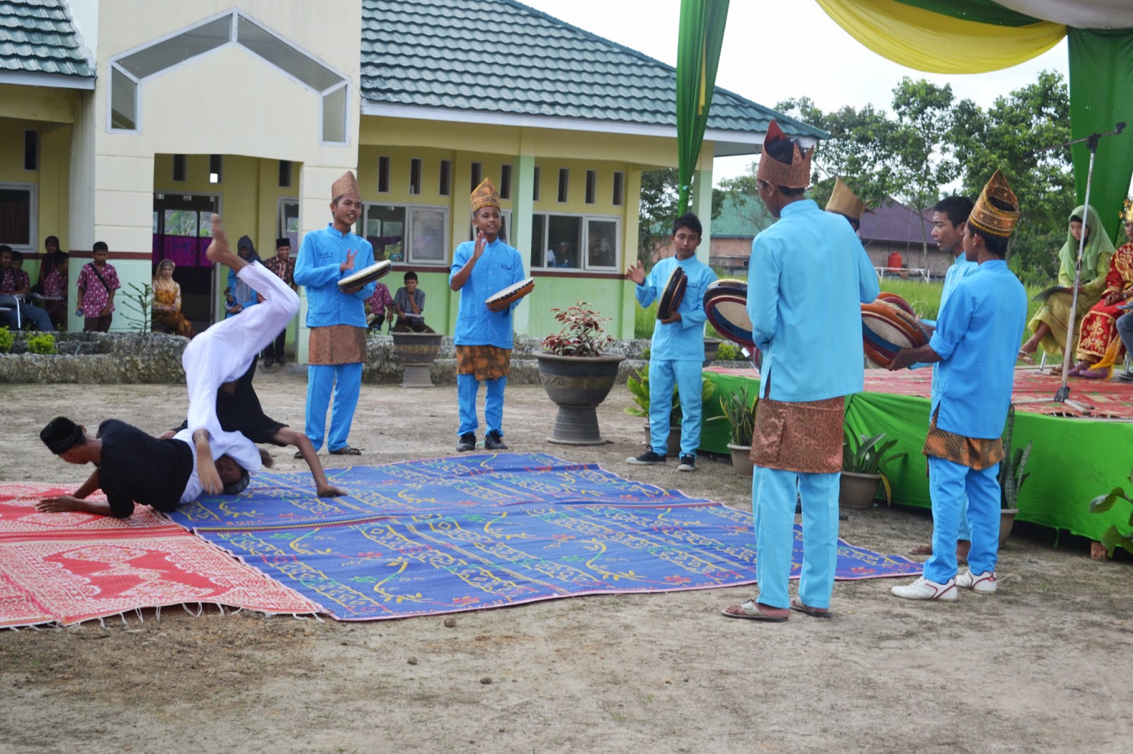 Kegiatan siswa siswi Man 3 Muaro Jambi: Ekstrakurikuler Bidang Seni