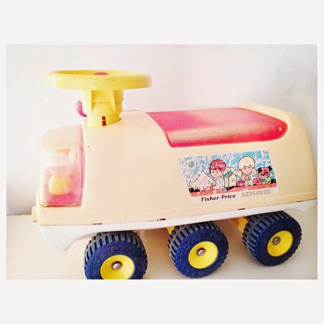 TiNE blogt over een dagje Nijmegen en vintage Fisher Price geluk