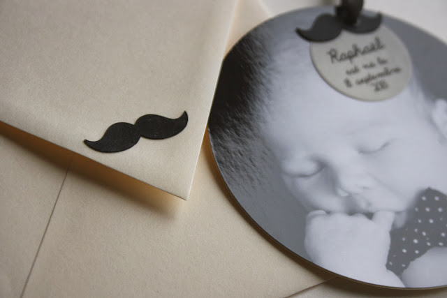 faire-part naissance moustache rétro chic papier japonais sur mesure raffiné fait main haut de gamme cadeau invité 