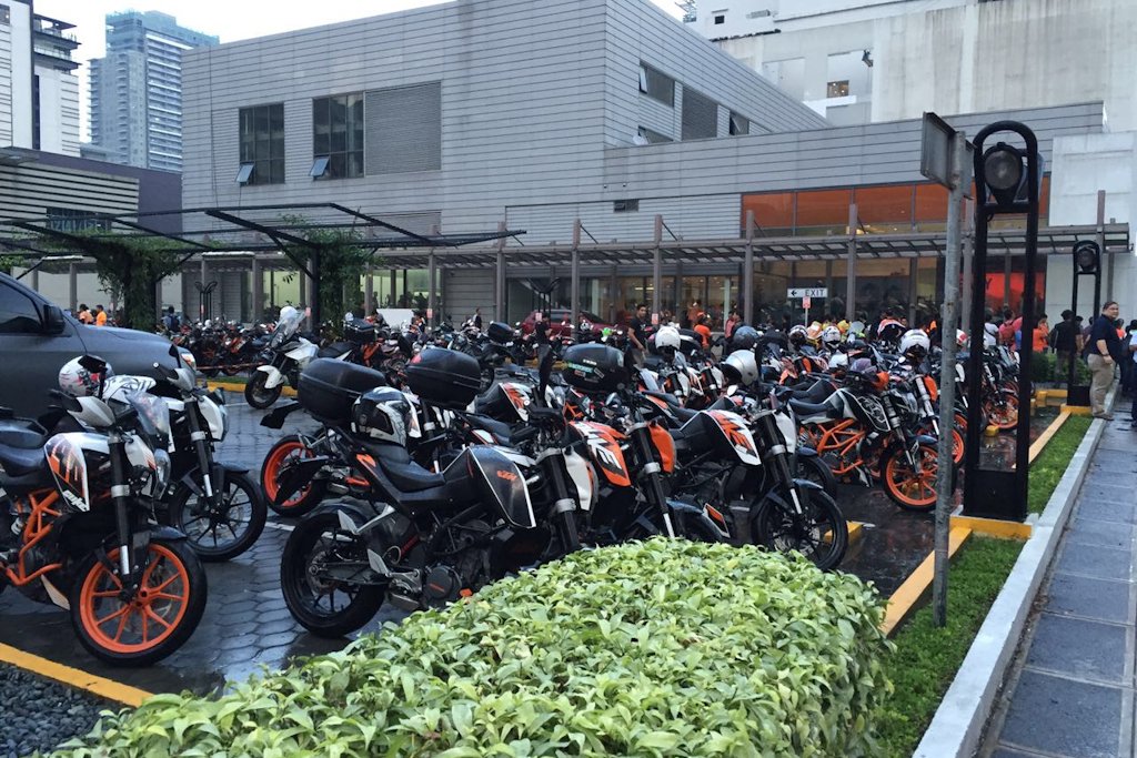 ktm showroom gachibowli