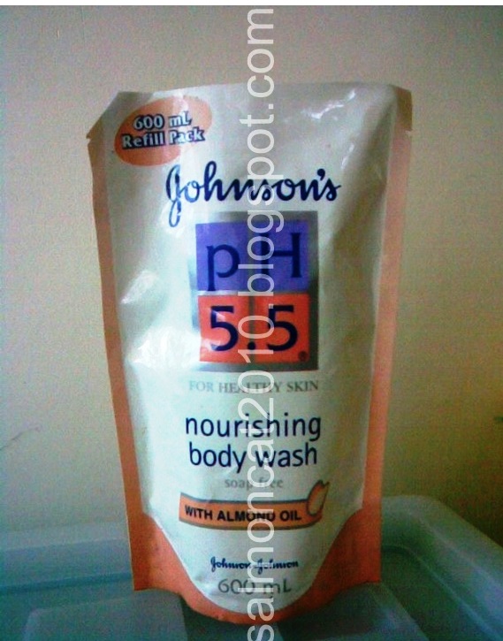 Salmoncat's Entries (on Blogspot!) Johnson's pH 5.5 Body Washes Review