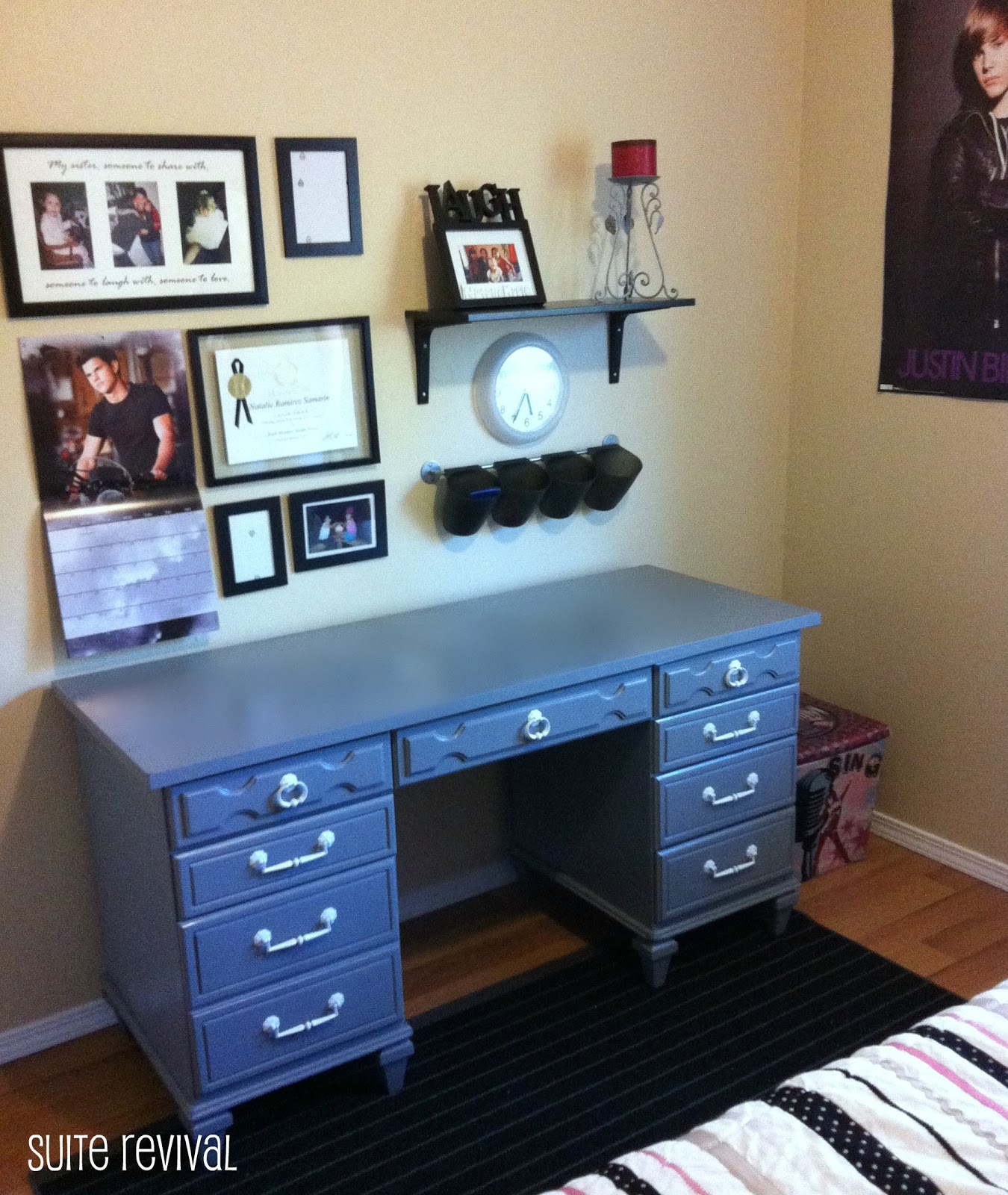 The Suite Revival Goodwill desk makeover.