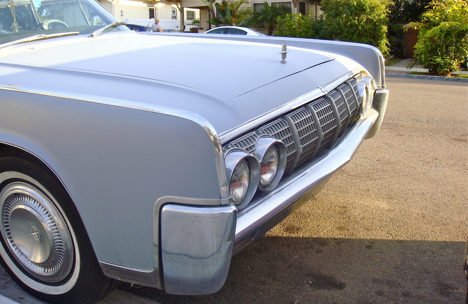THE STREET PEEP: 1964 Lincoln Continental