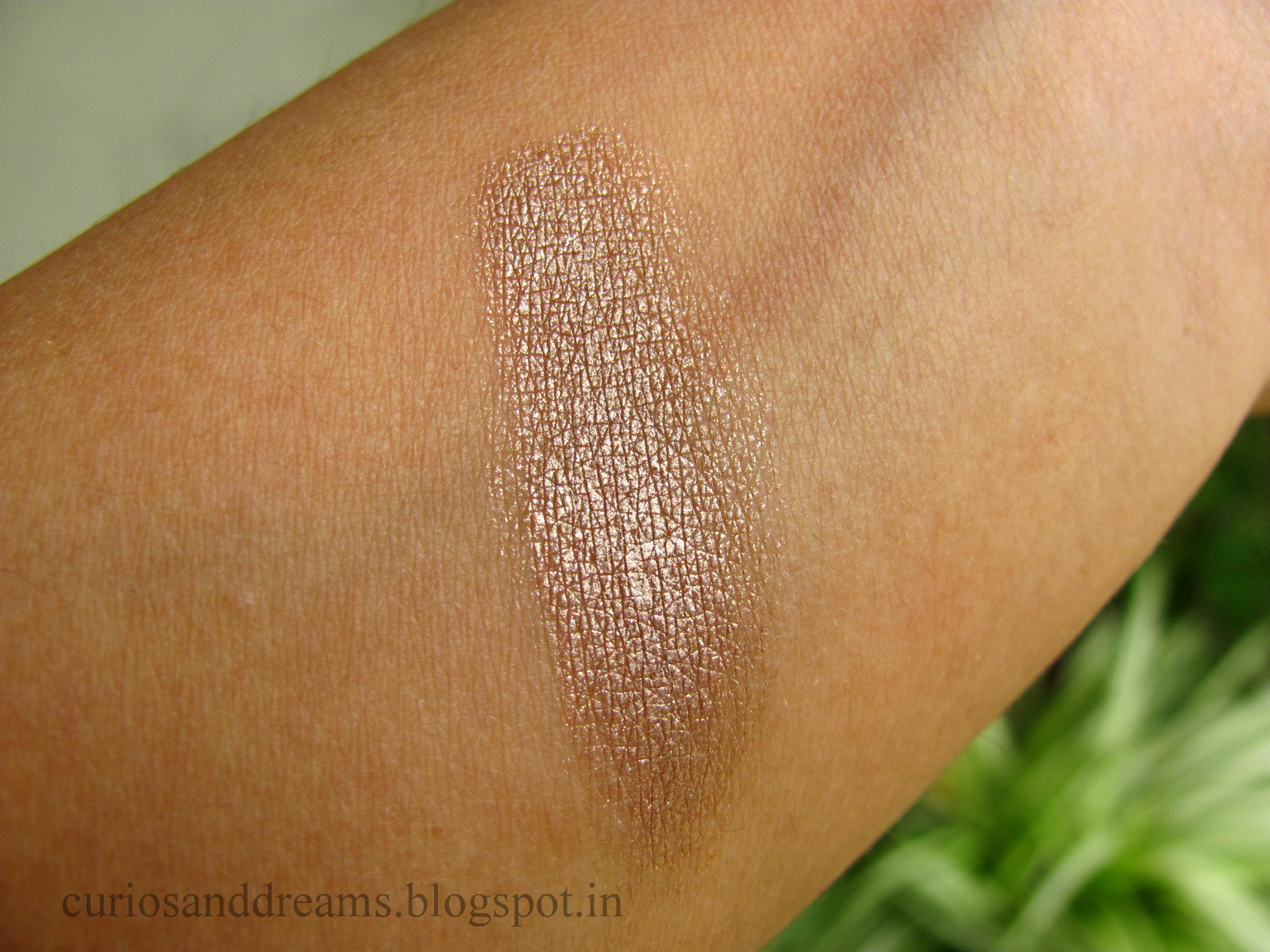 Maybelline Color Tattoo Bad to the Bronze Review