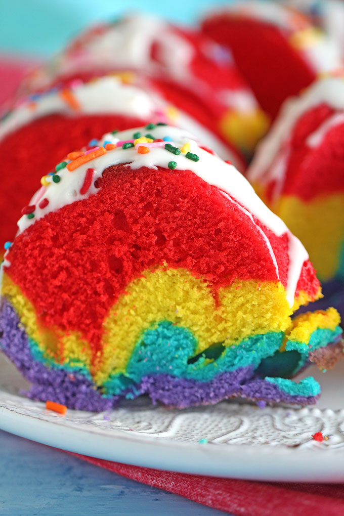RAINBOW BUNDT CAK Yumm Cooking