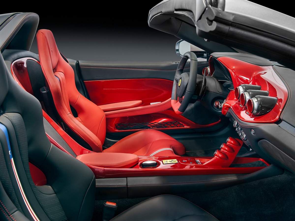 Ferrari F60 América - interior
