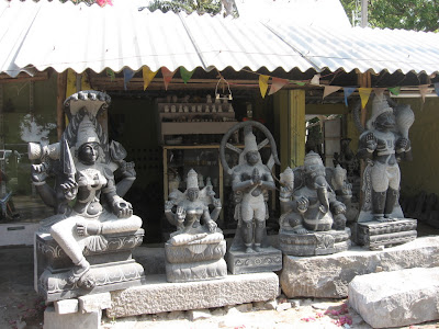 Idols on display, Mahabalipuram