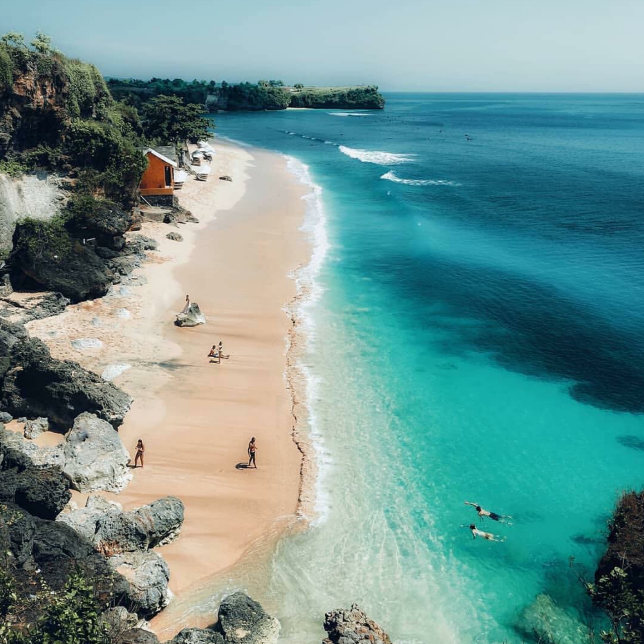 Keistimewaan Objek Wisata Pantai Balangan Bali, Pantai