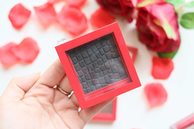 makeup, eye, eyeshadow, review, make up store, red, elegant, packaging, limited edition
