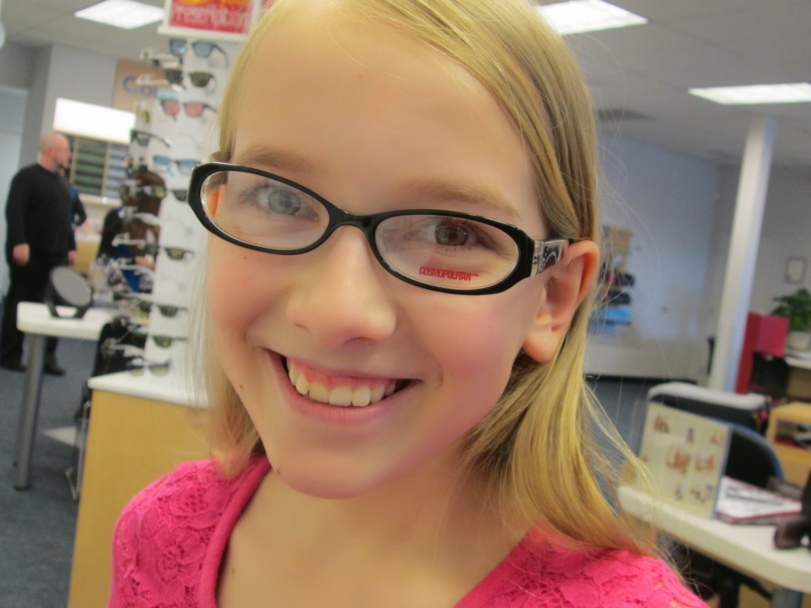 Our Life with 13 Kids * ** Girls in Glasses