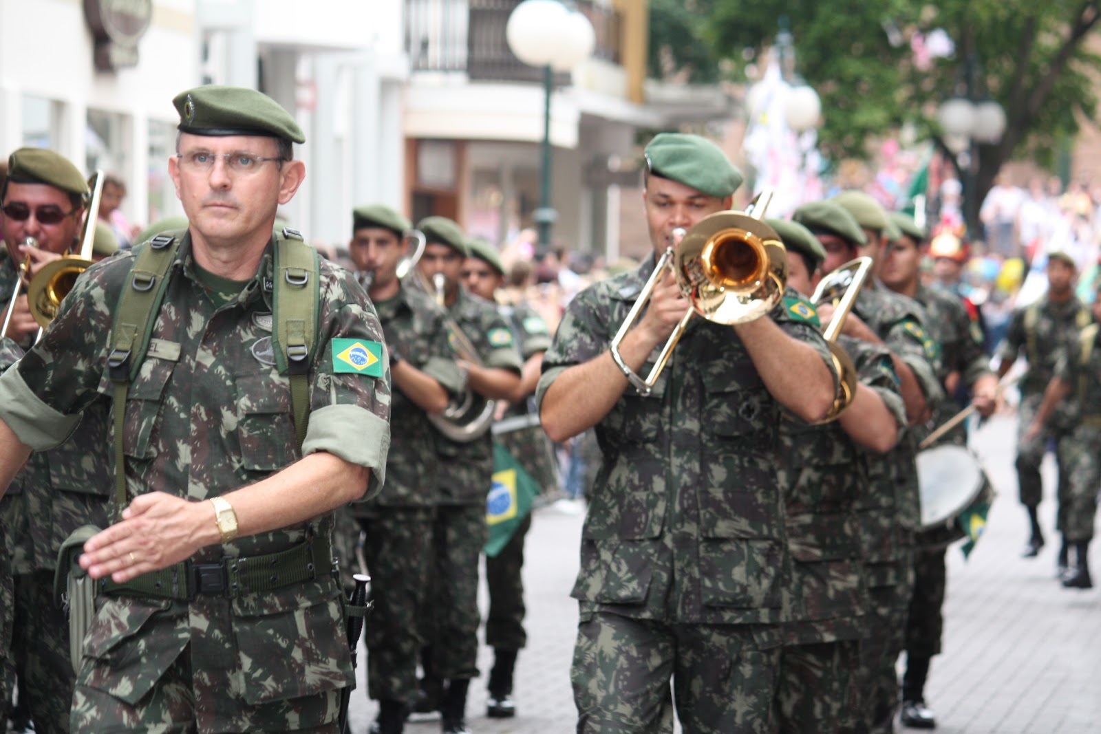 Duna Paparazzi Desfile Sete de Setembro em Blumenau