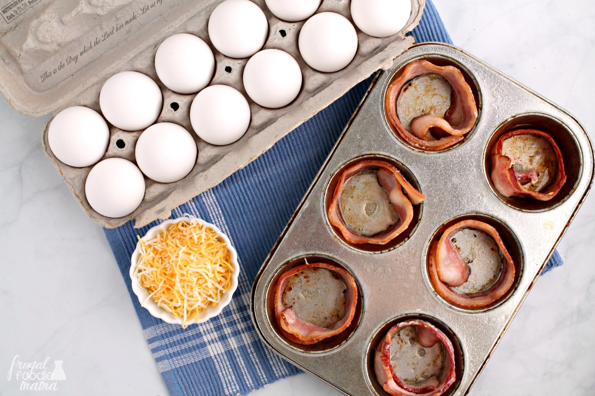 Frugal Foodie Mama Easy Bacon & Egg Cups