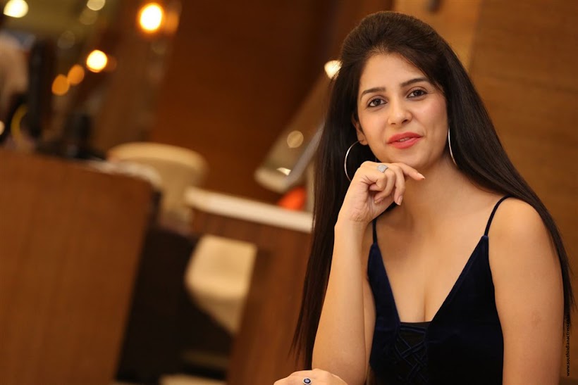 Kashish Vohra at Saptagiri LLB Movie interview 