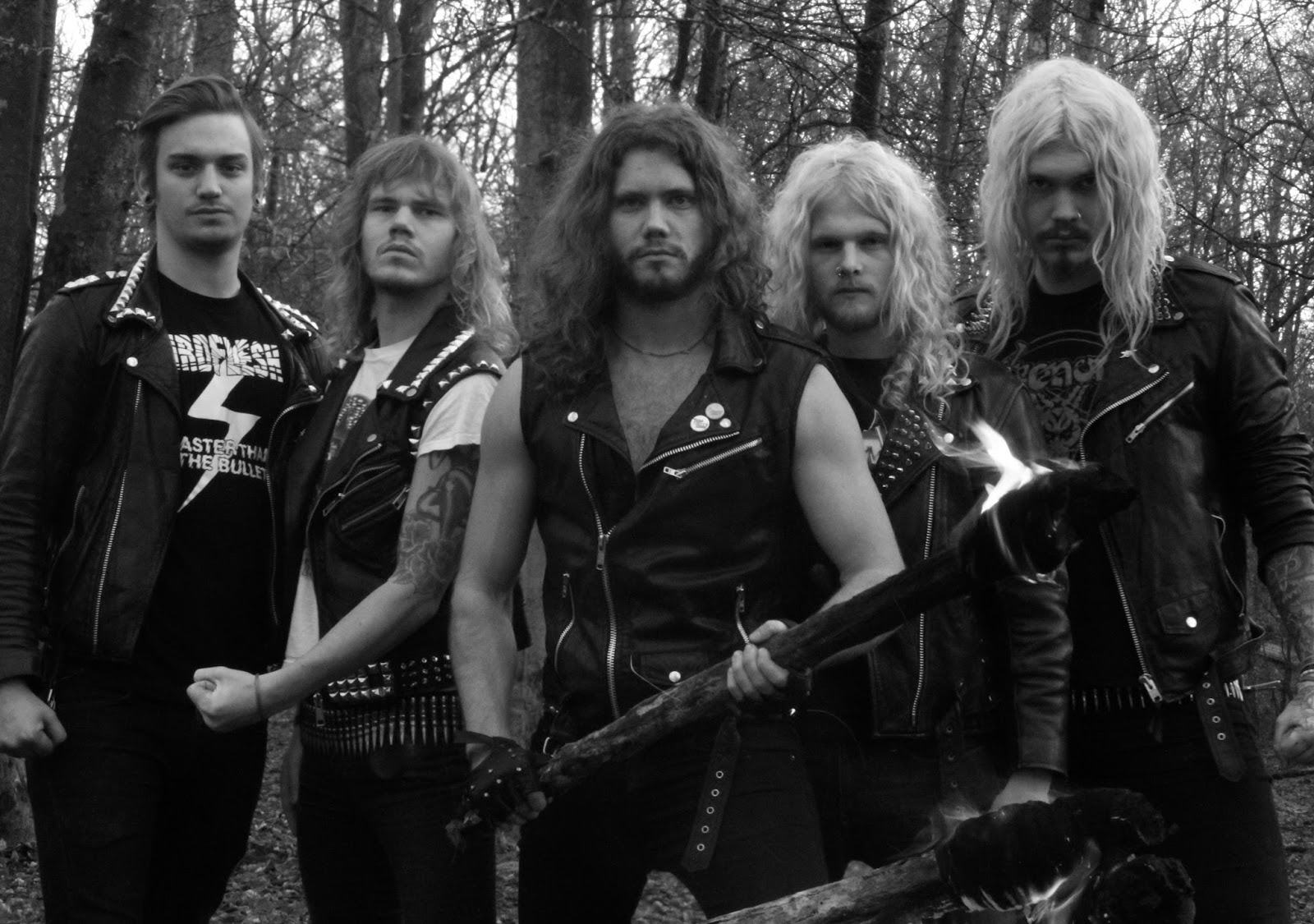 Metalheads Union REVIEW OF THE ALBUM DESECRATOR BY AMBUSH