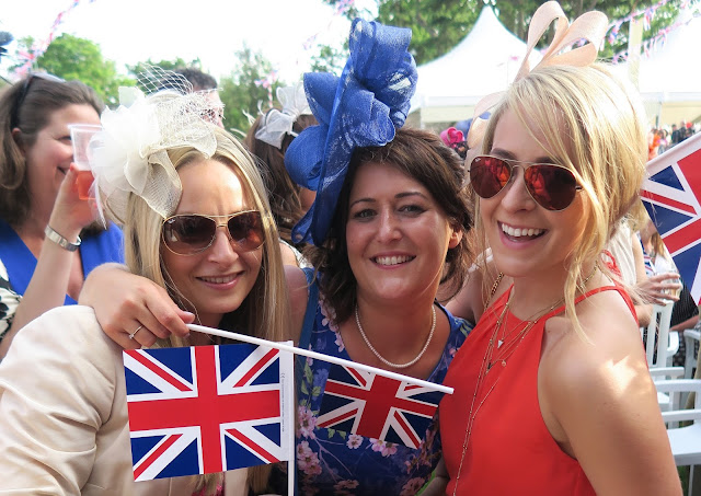 A Colourful Day Out at Ascot!