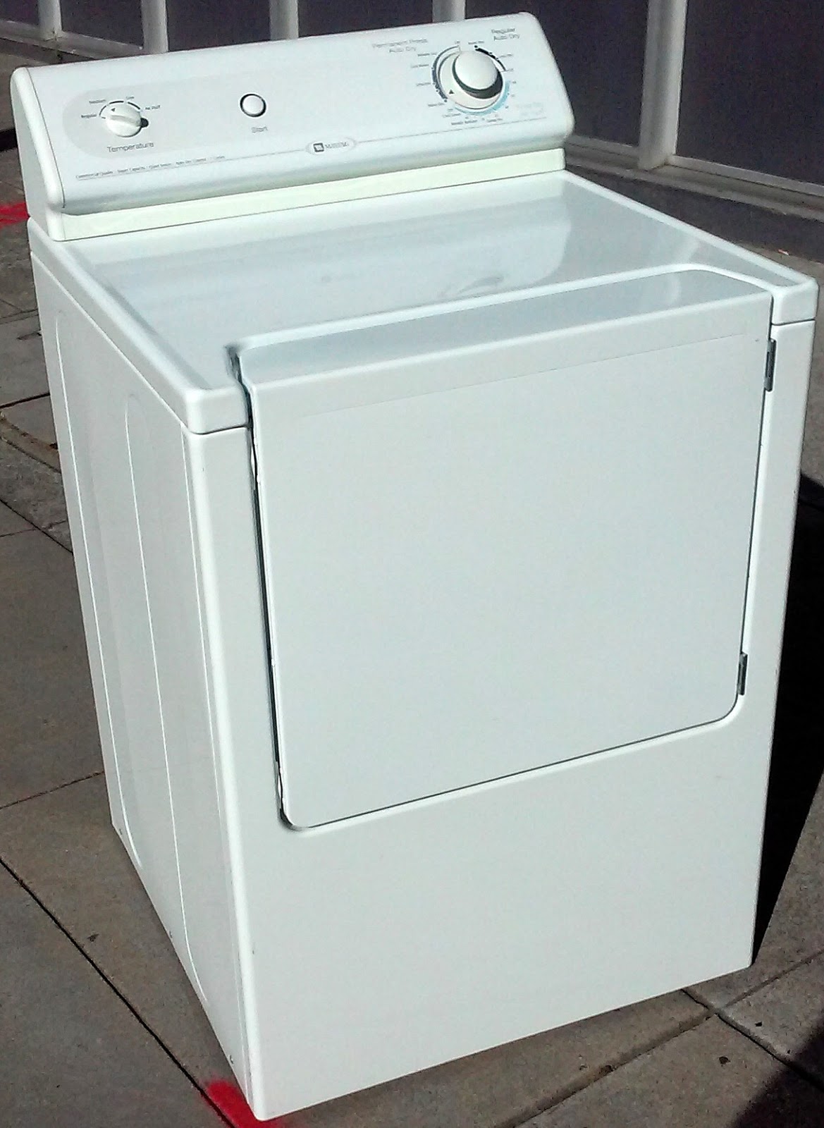 UHURU FURNITURE & COLLECTIBLES SOLD Maytag 2005 Electric Dryer 80