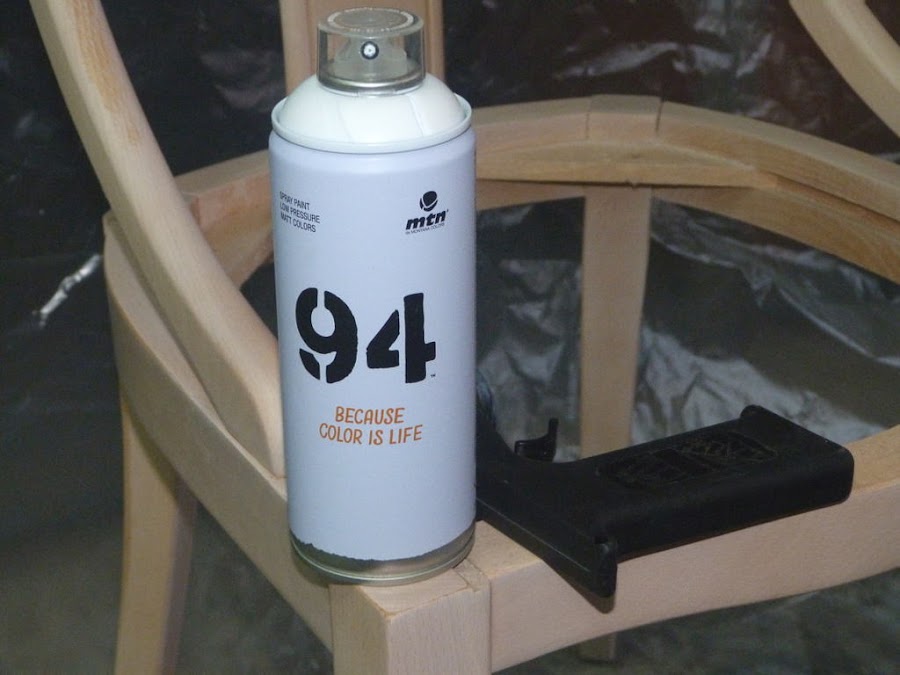 renovar-sillas-pintura-spray