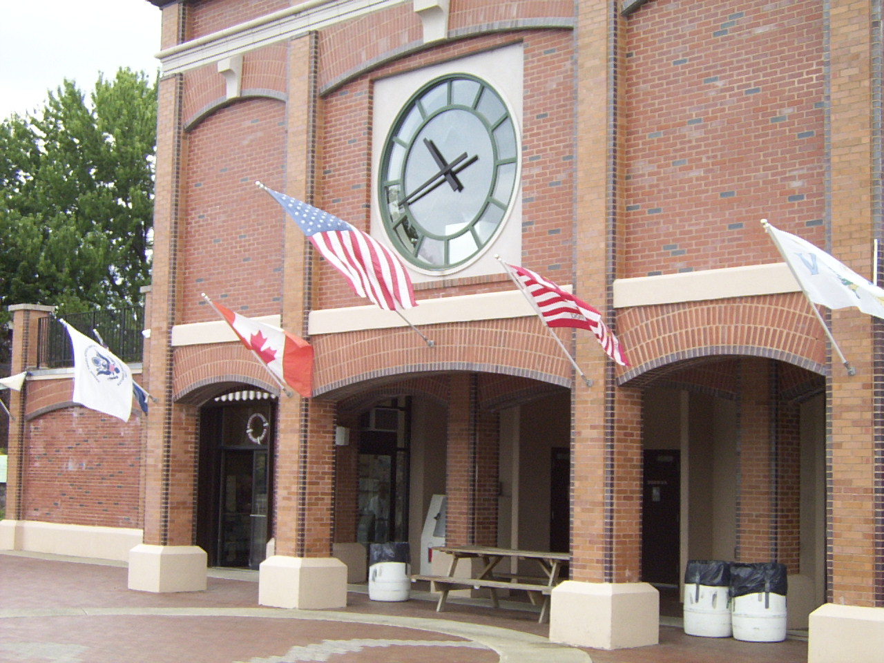 Q's End Licence to Travel Waterford Visitors Center, Waterford NY