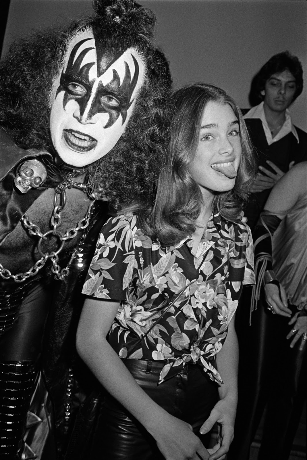 gene-simmons-and-brooke-shields-2.jpg