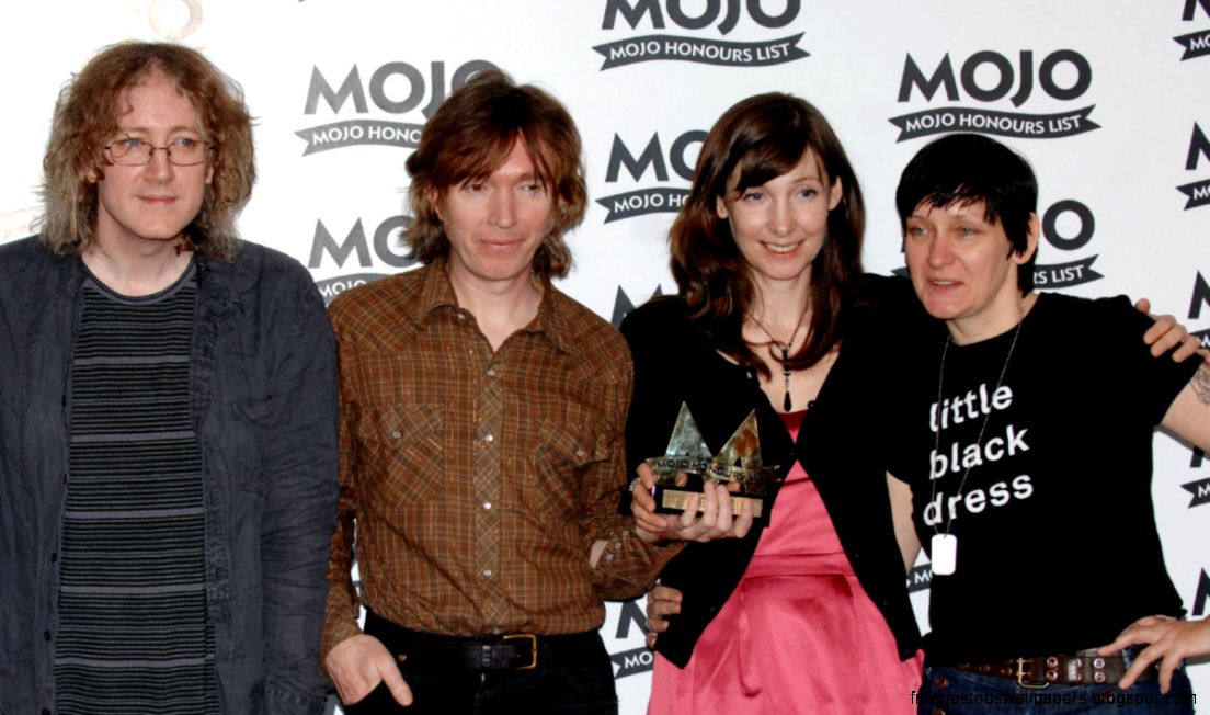 My Bloody Valentines album m b v picks up where Loveless left off