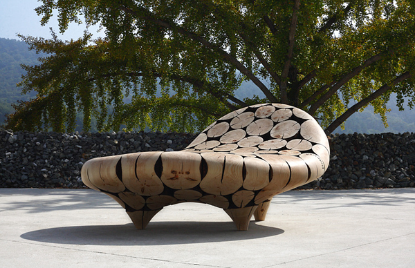 Escultura organica de madera por Jaehyo Lee