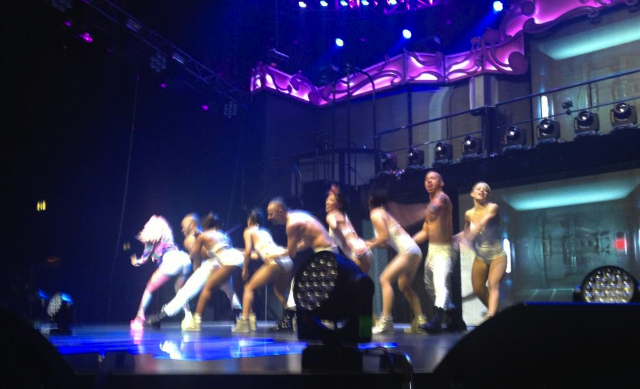 Decisively Indecisive Pink Friday Reloaded Tour My First Two Weeks