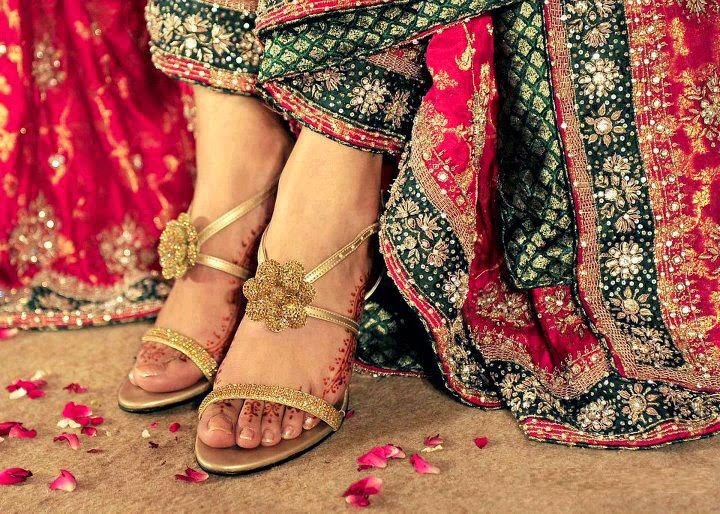 Tips to Choose Shoes/Sandals for Your Wedding