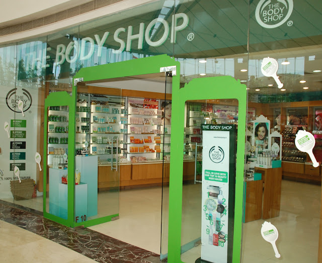 Indian Beauty Central Dia Mirza at The Body Shop Select City walk unveils Top 10 Iconic products!