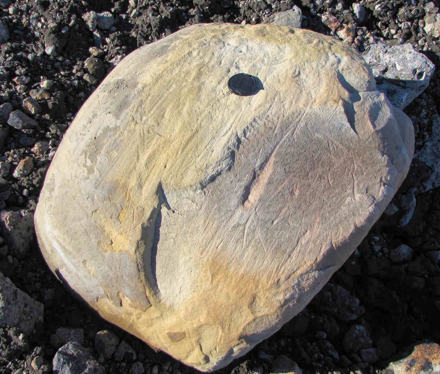 Stonehenge and the Ice Age Erratic cobbles and hammerstones