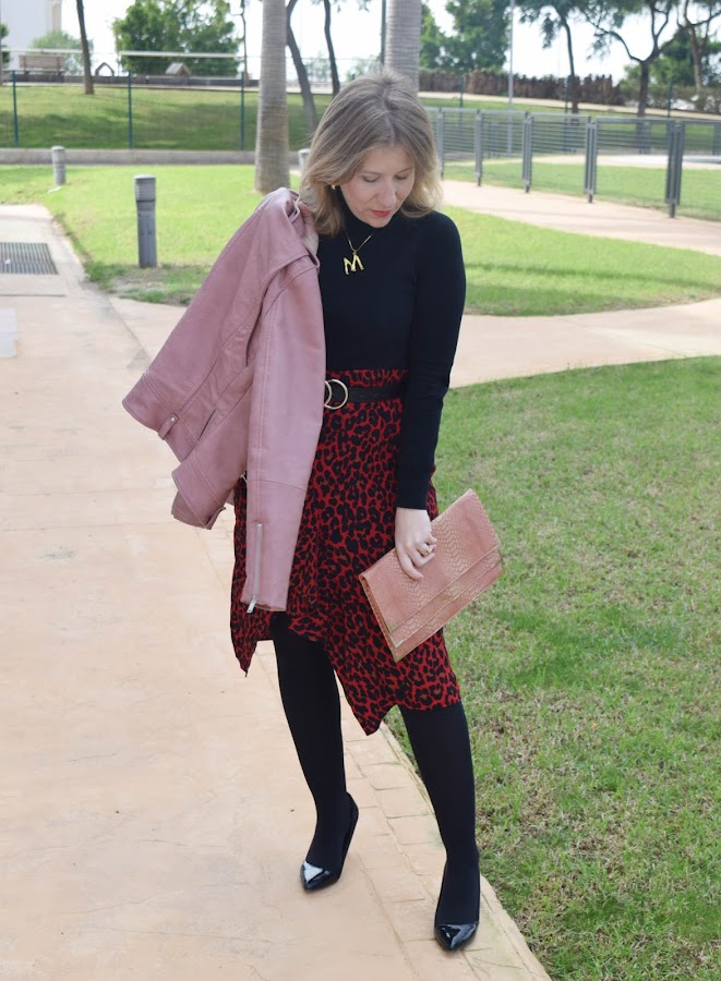 Propuesta_Look_para_Navidad_falda_leopardo