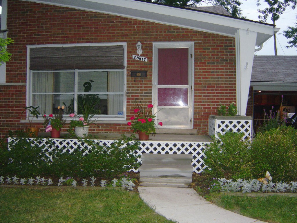 How Green is Your Valley Red Leaf Lane