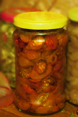 Rosii uscate in ulei