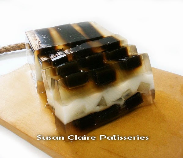 GRASS JELLY PUDDING