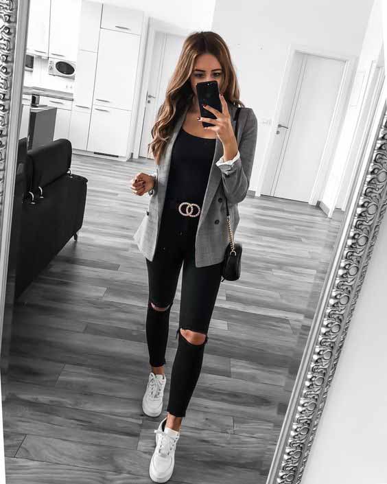 Calça Preta Com Tenis Branco Feminino Delírios Cotidianos: Dicas de moda e beleza : Como usar tênis branco no