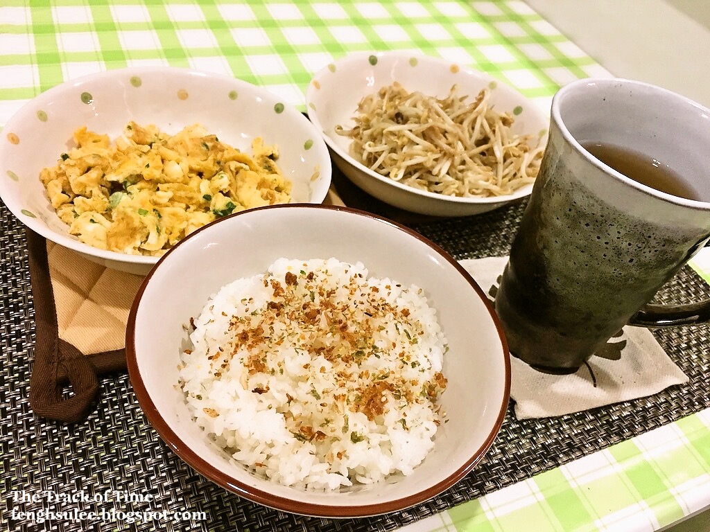 Hitachi Rice Cooker RZXMC10Y Black The Track of Time